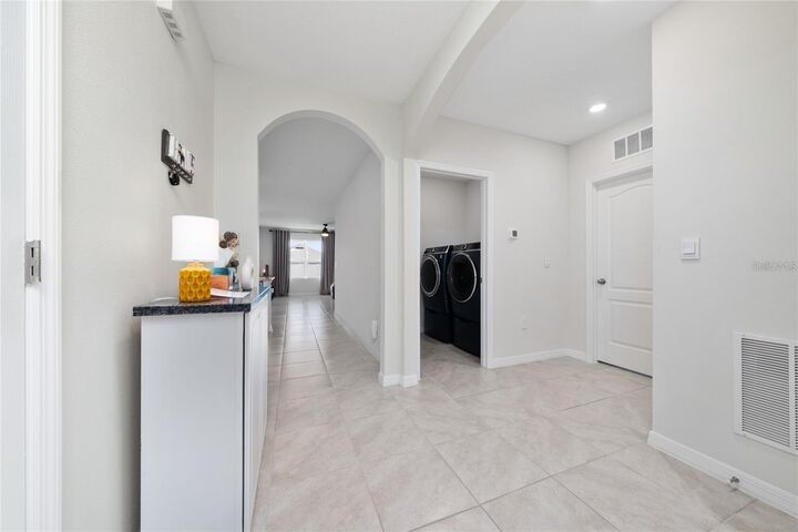 Property Photo:  1687 Park Side Avenue  FL 34744 