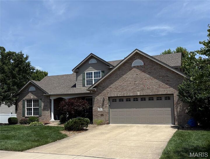 Property Photo:  30 Brookshire Lane  IL 62025 