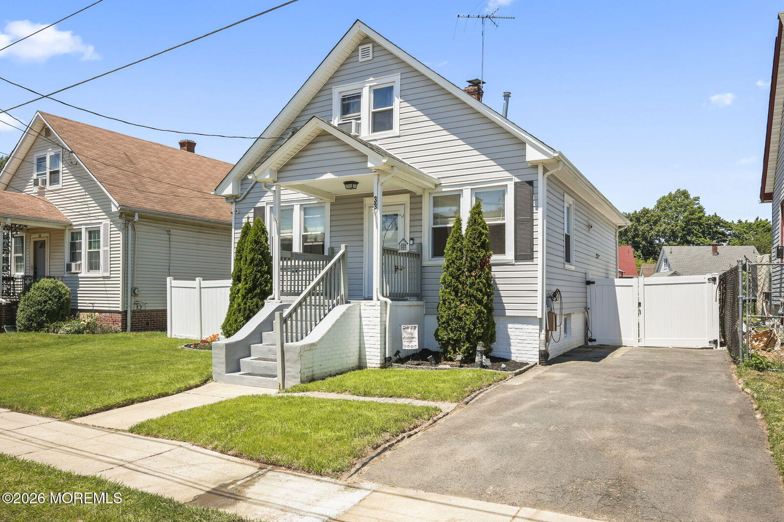 Property Photo:  33 Joseph Street  NJ 08882 