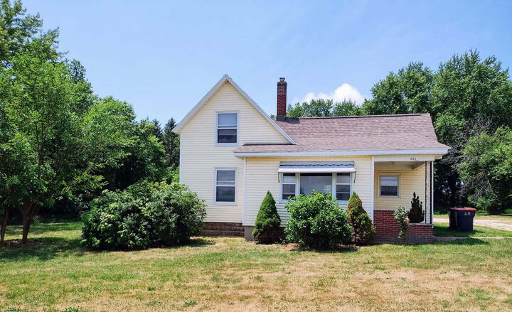 Property Photo: 354 Country Club Road MI 49423