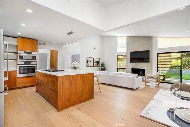 Property Photo: 22250 Capulin Court CA 91364