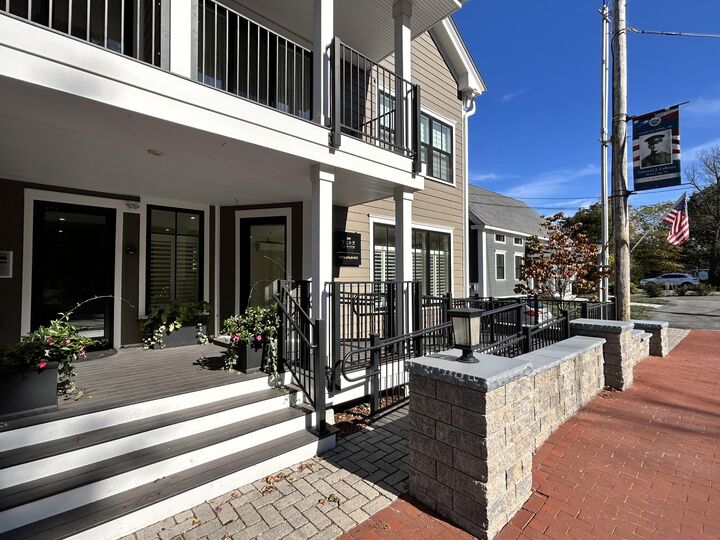 Property Photo:  298 York Street 2  ME 03909 