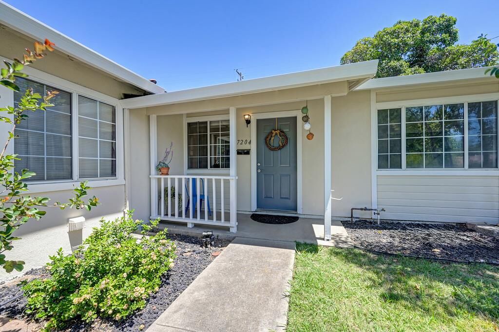 Property Photo:  7204 Grenola Way  CA 95621 
