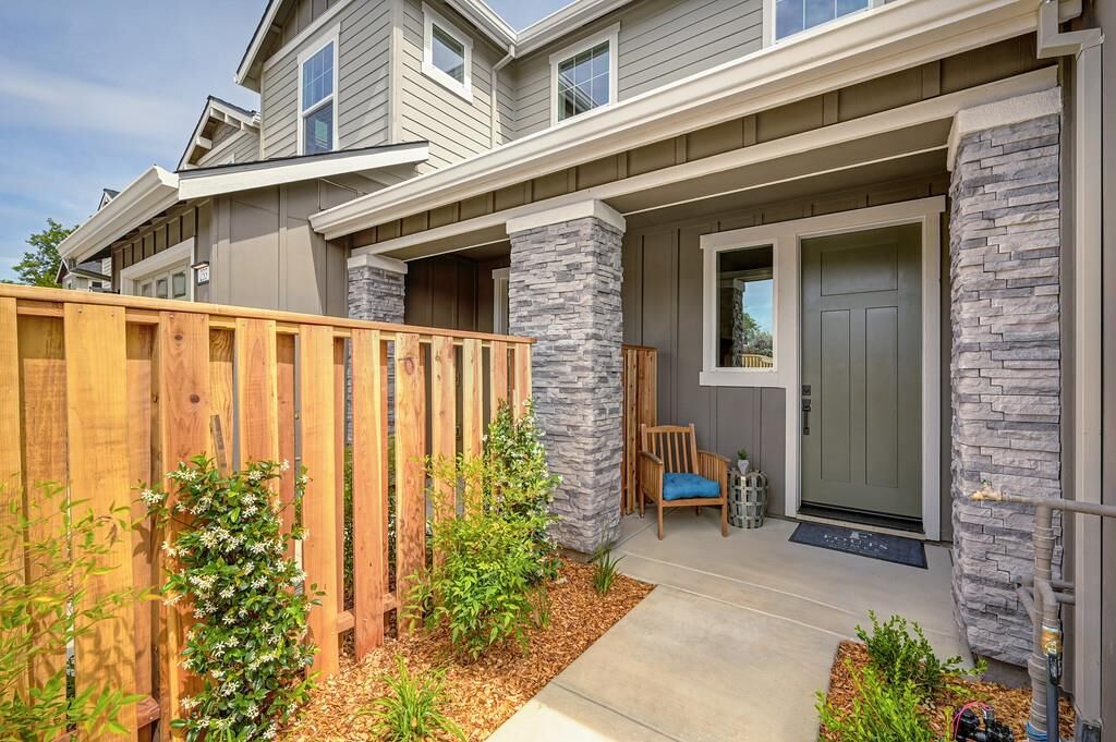 Property Photo:  227 Chico Place  CA 95616 