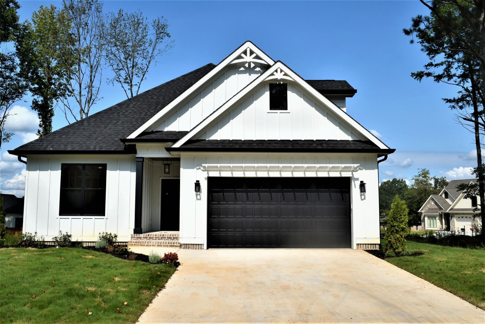 Property Photo:  5032 Lakeside Lane NE  TN 37312 