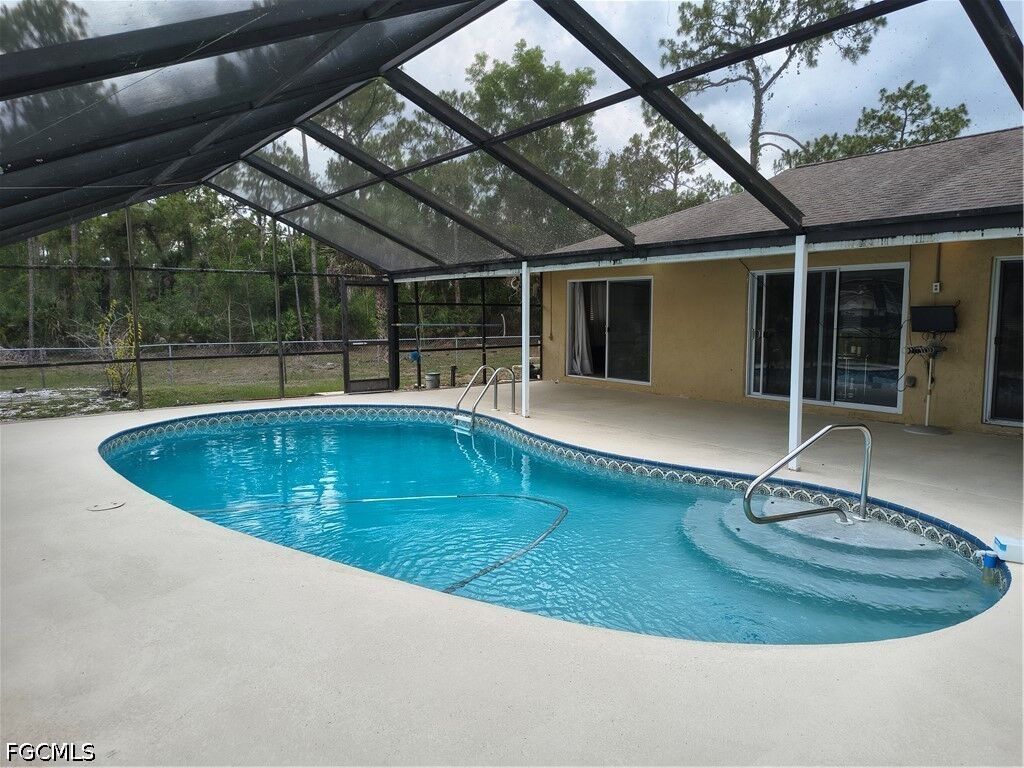Property Photo:  1008 Cortez Avenue  FL 33972 