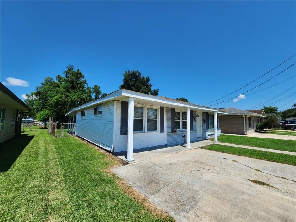 Property Photo:  110 Vista Drive  LA 70037 