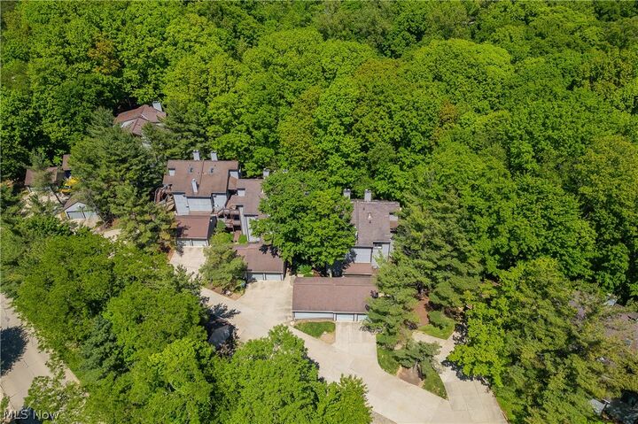 Property Photo: 2153 Pinebrook Trail OH 44223