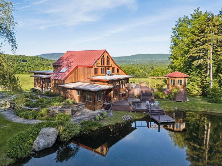 Property Photo:  105 Lower Moulton Lane  VT 05672 