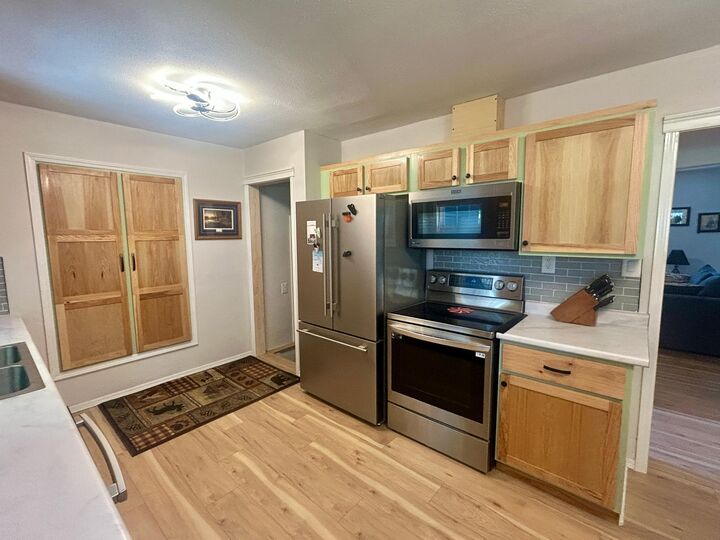 Property Photo: 512 8th Street MN 55334