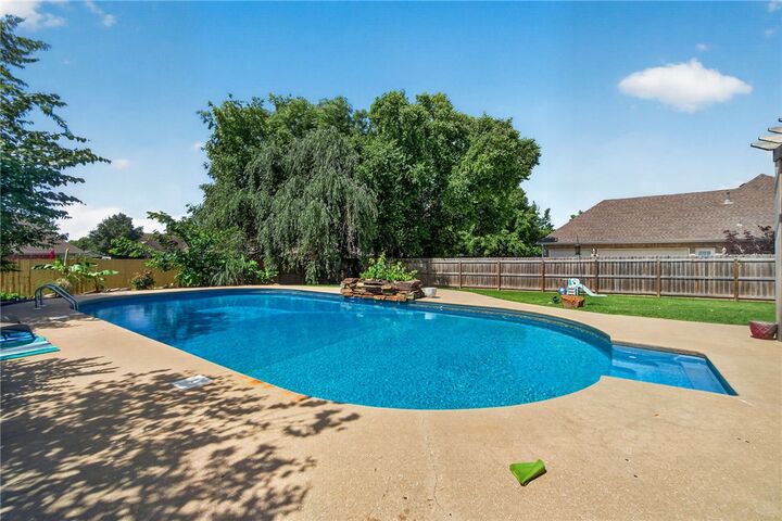 Property Photo:  6505 Pagosa Place  AR 72704 