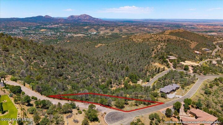 Property Photo:  684 Cloudcrossing Circle  AZ 86303 