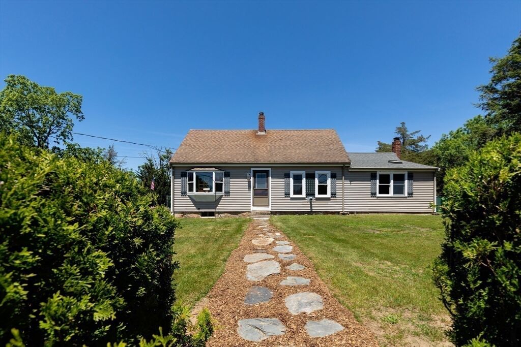 Property Photo:  189 Blackmore Pond Rd  MA 02576 