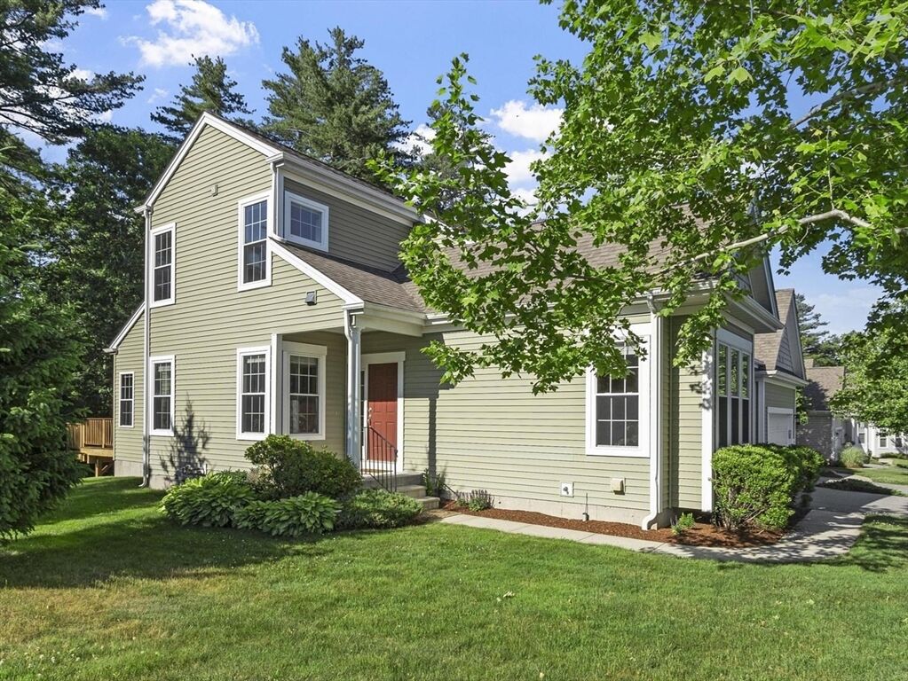 Property Photo:  27 Greenside Ln 59  MA 01720 