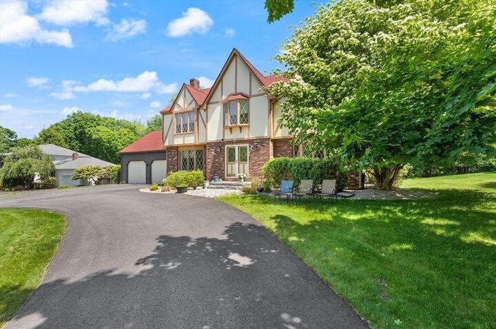 Property Photo: 80 Hampton Rd MA 02067