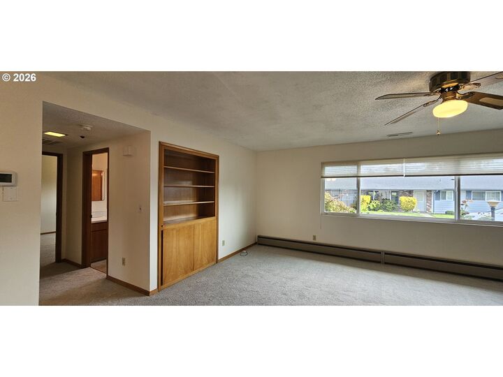 Property Photo:  16055 SW Queen Victoria Pl  OR 97224 