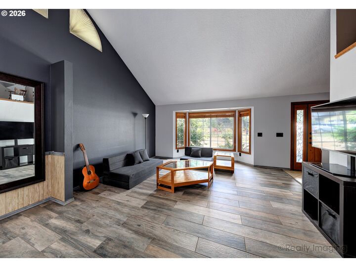 Property Photo:  18410 SW Pheasant Ln  OR 97003 