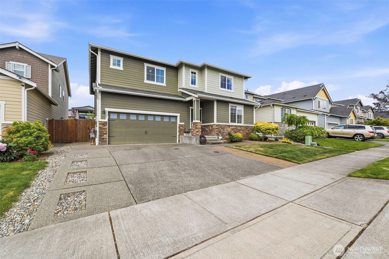 Property Photo:  2224  97th Avenue Ct E  WA 98371 
