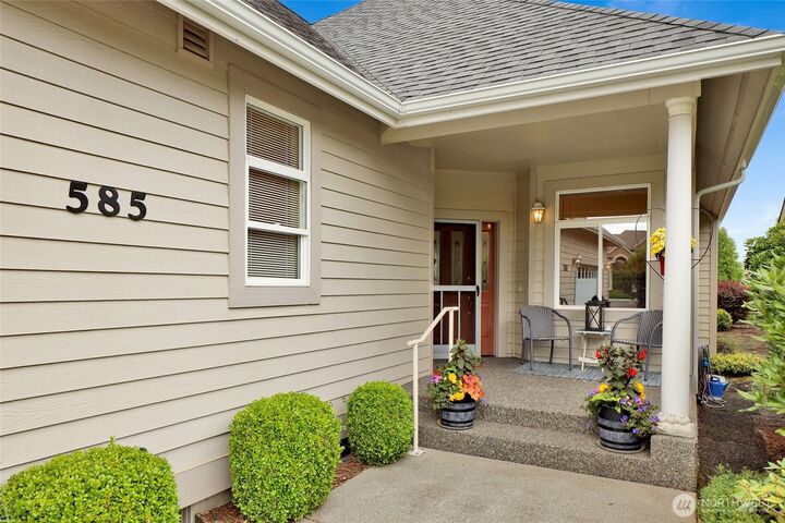 Property Photo: 585 E Maberry Drive WA 98264