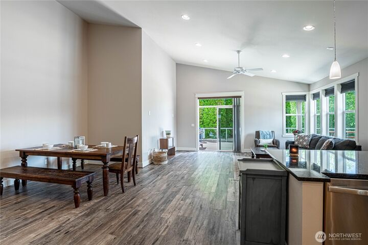 Property Photo:  1000  Sunset Lane  WA 98816 