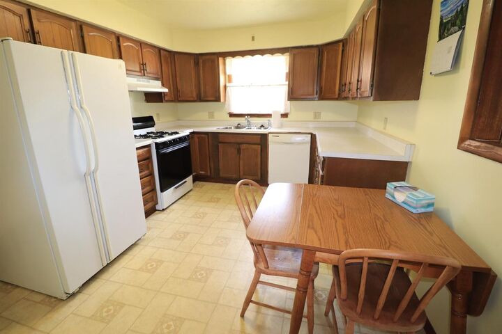 Property Photo:  1604 S Osborne Avenue  WI 53546 