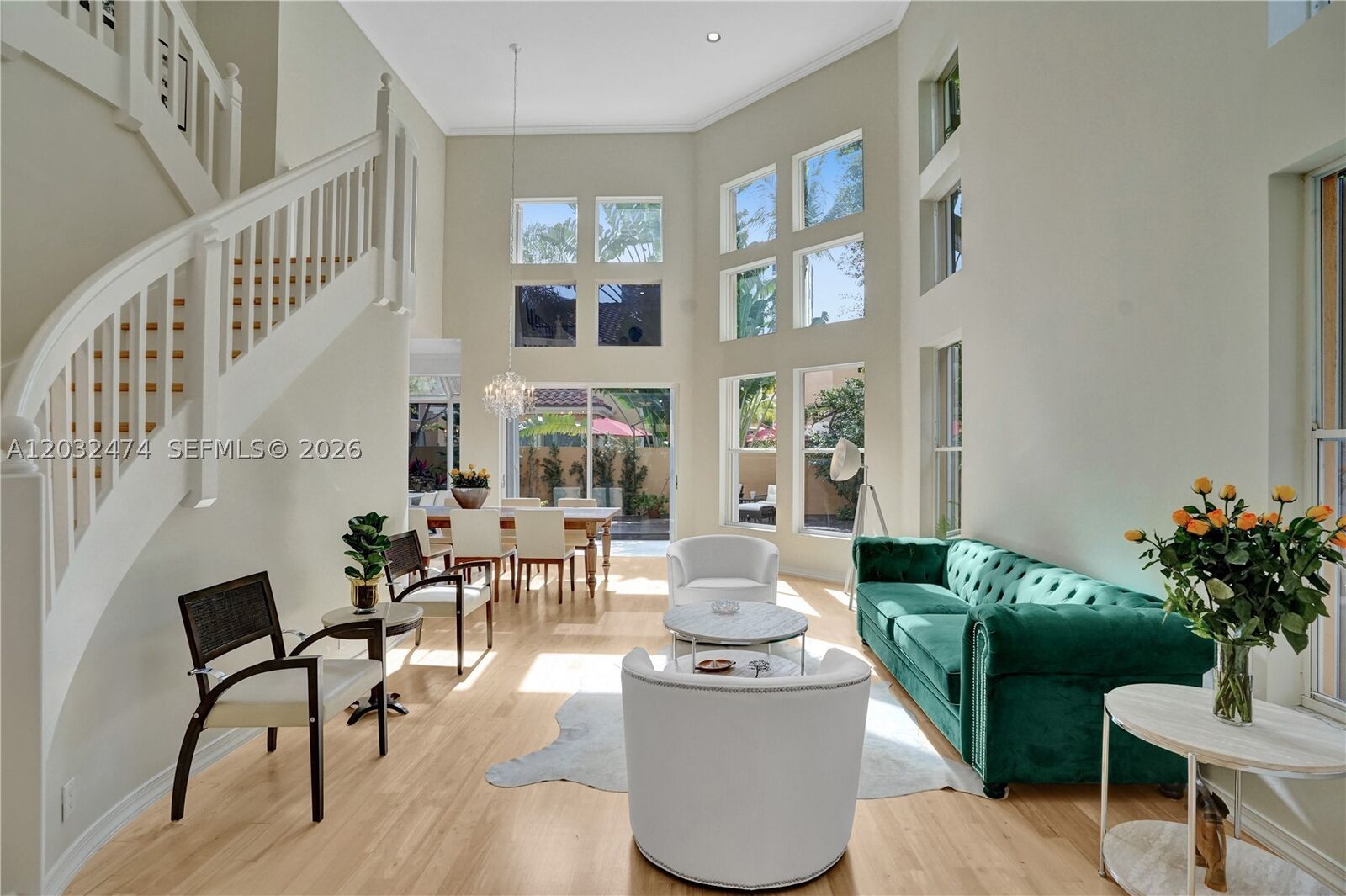Property Photo:  3718 NE 208th St 3718  FL 33180 