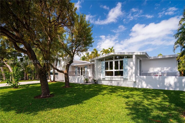 Property Photo:  669 S Mashta Dr  FL 33149 