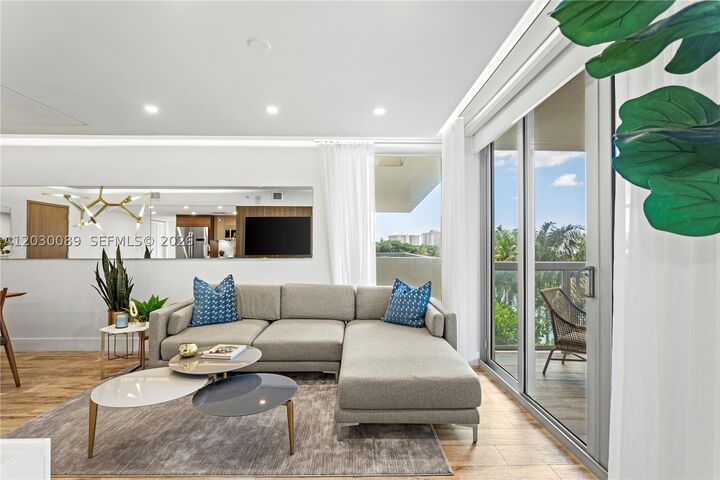Property Photo: 9261 E Bay Harbor Dr 407 FL 33154