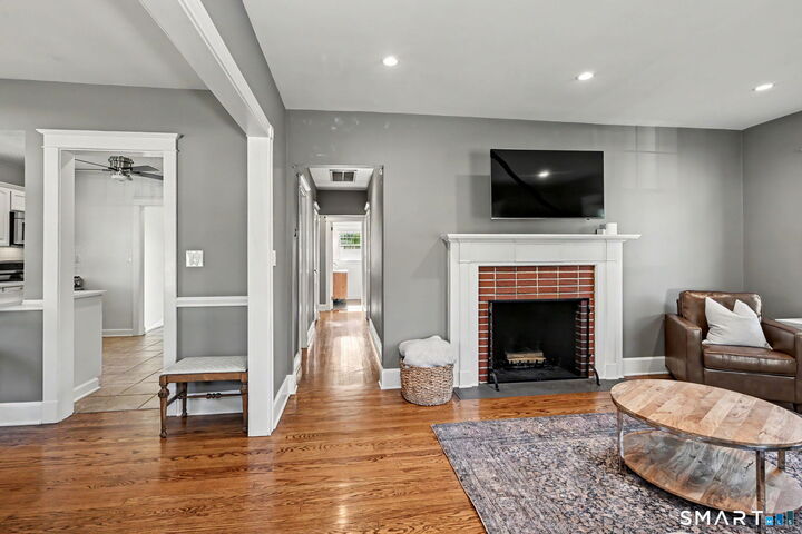 Property Photo: 158 Courtland Hill Street CT 06906