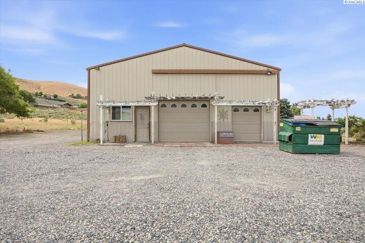 Property Photo:  58506 N Ponderosa Pr NE  WA 99320 