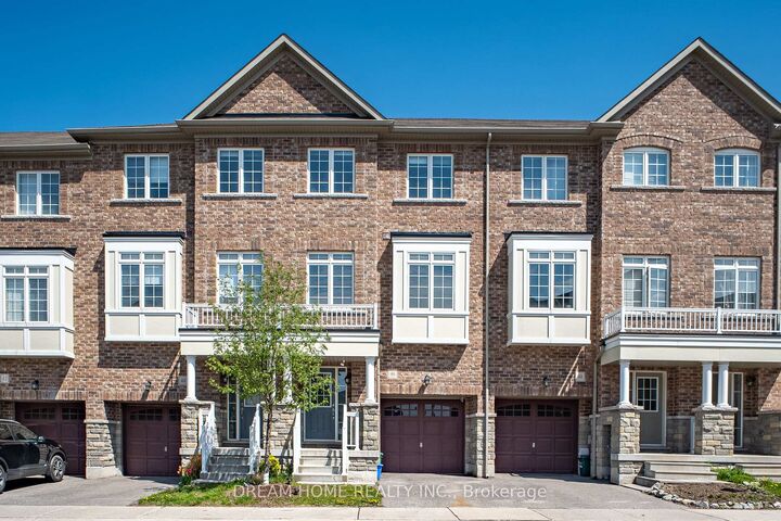 Property Photo: 46 Roy Grove Way ON L6E 0T6