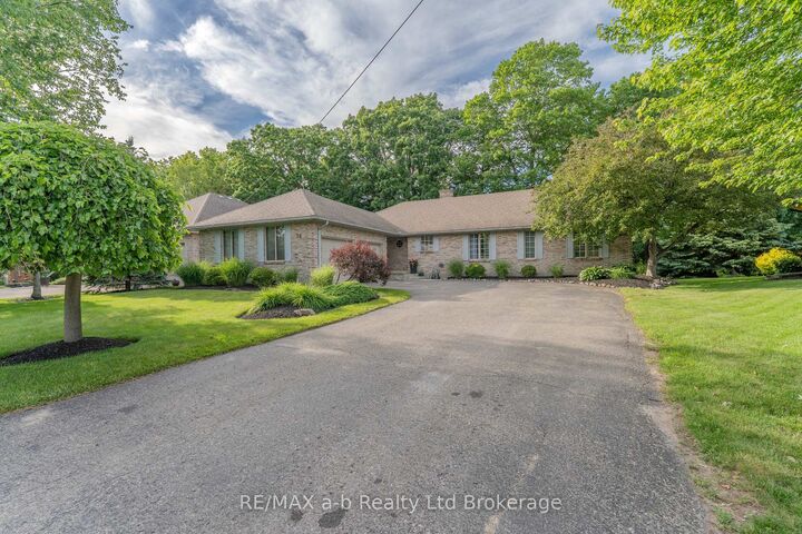 34 Lorraine Avenue — photo 1
