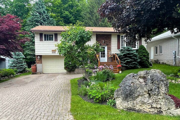 Property Photo: 62 Parklane Crescent ON N4L 1B1