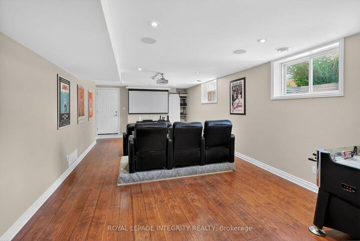 Property Photo: 2754 Eagleson Road ON K2S 1B8