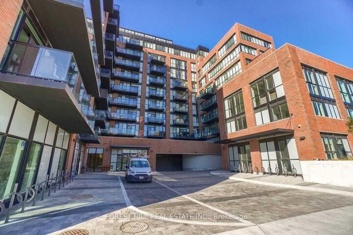 2300 St Clair Ave Avenue W 913 — photo 1