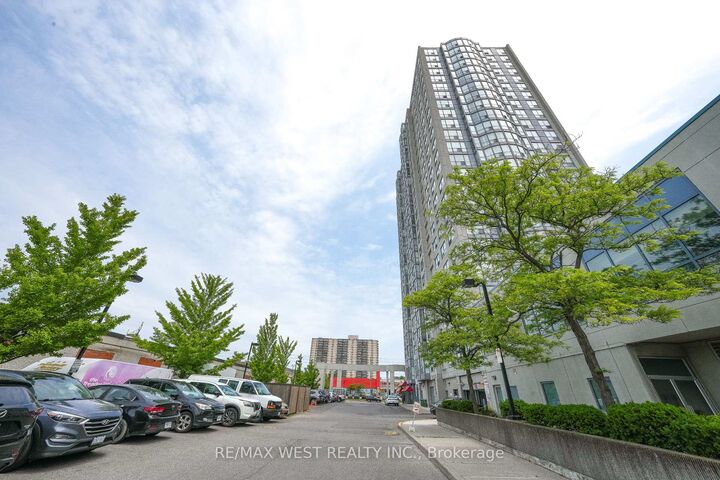 Property Photo: 1470 Midland Avenue 608 ON M1P 3B9