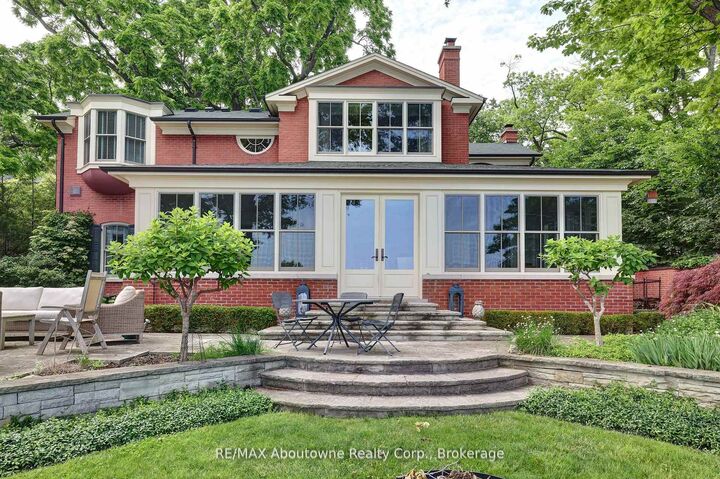 Property Photo: 350 King Street ON L6J 1C2