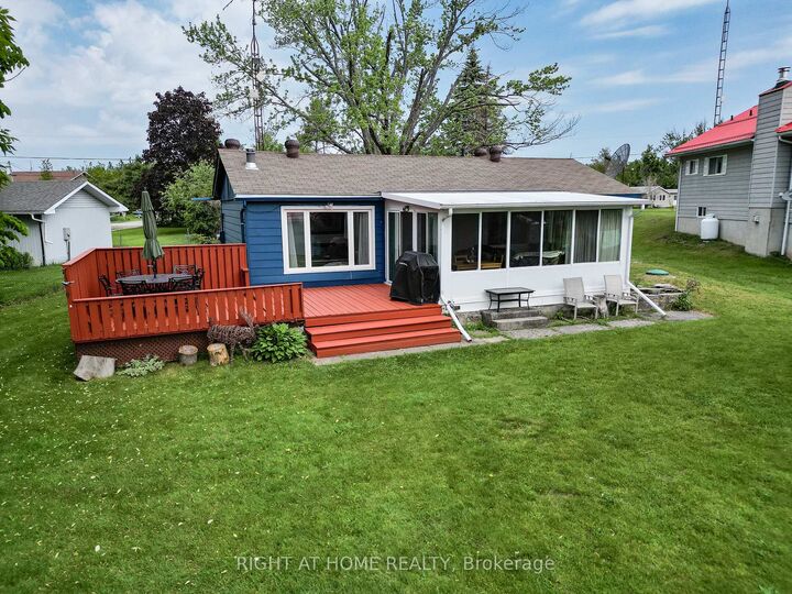 Property Photo: 203 McGuire Beach Road ON K0M 2B0