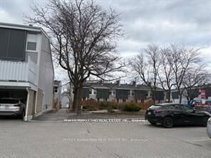 Property Photo: 3415 Uplands Drive 95 ON K1V 9N4