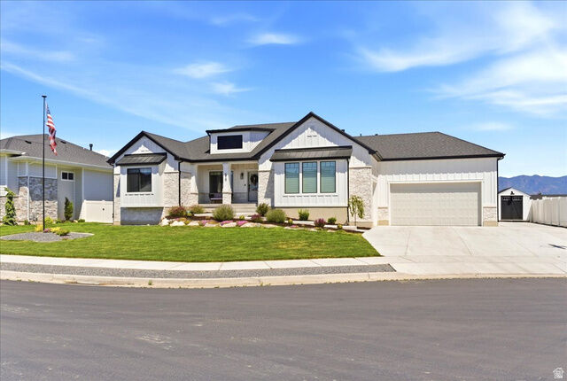 Property Photo: 519 S 4375 W UT 84015