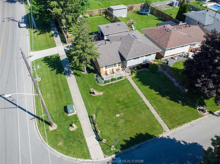 Property Photo: 3 Goldmere Drive ON N7M 5R3