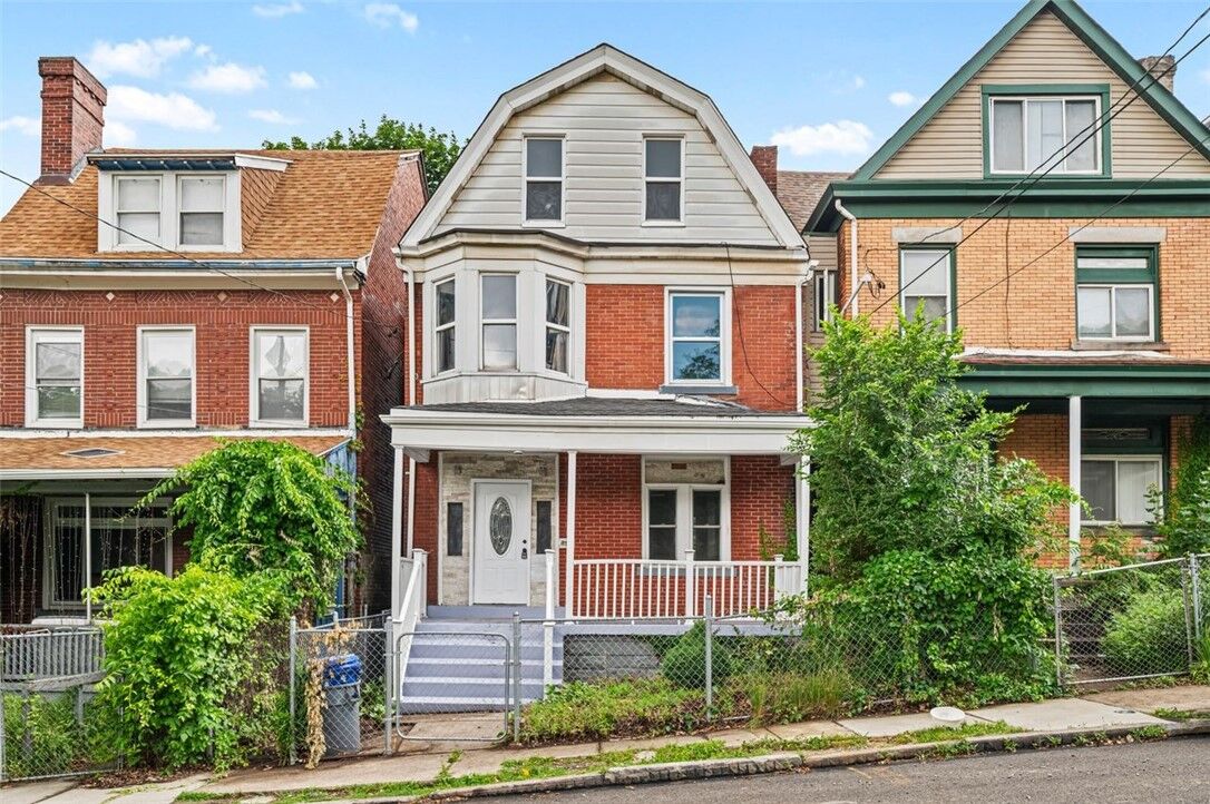 Property Photo:  237 N Graham St  PA 15206 
