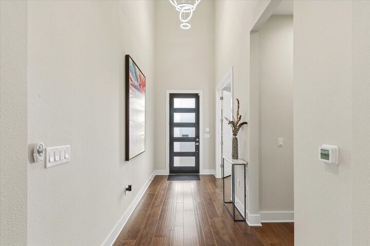 Property Photo: 12801 Veronese Drive TX 78739