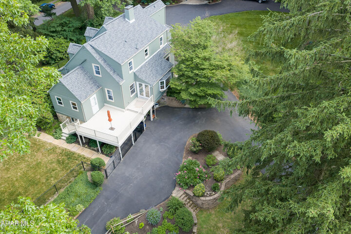 Property Photo: 4022 Ridge Avenue PA 16602