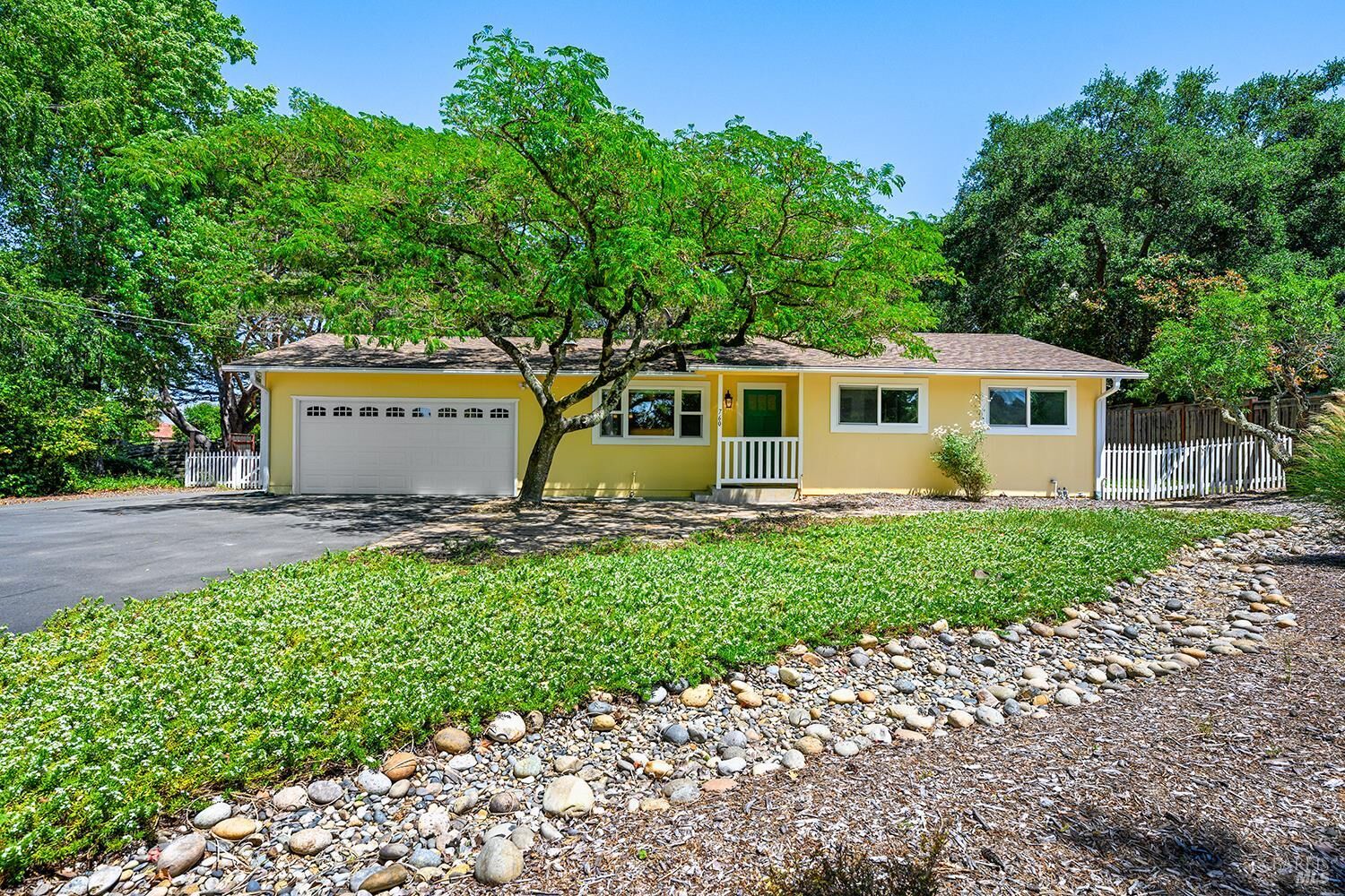 Property Photo: 760 Belglen Way CA 95472