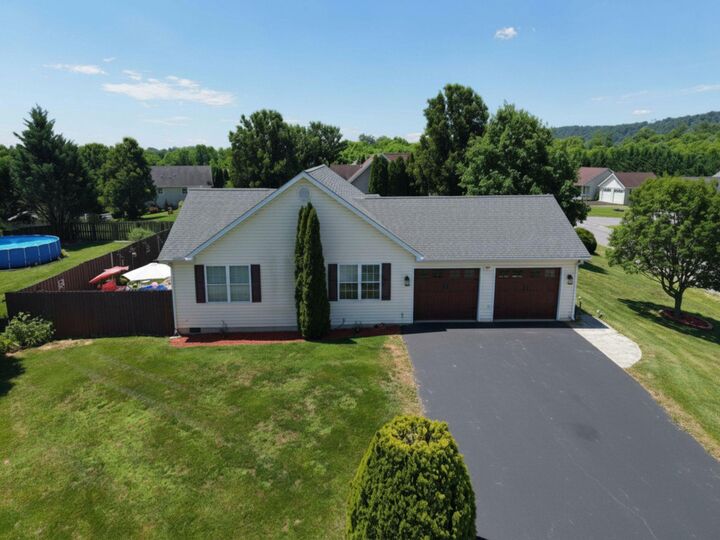 Property Photo:  98 Knox Drive  WV 25427 