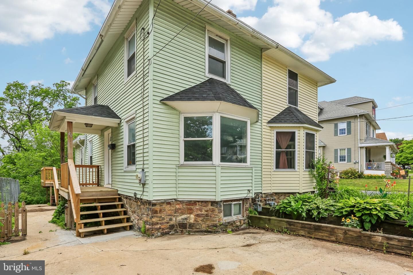 Property Photo:  40 E Columbia Road  PA 17025 