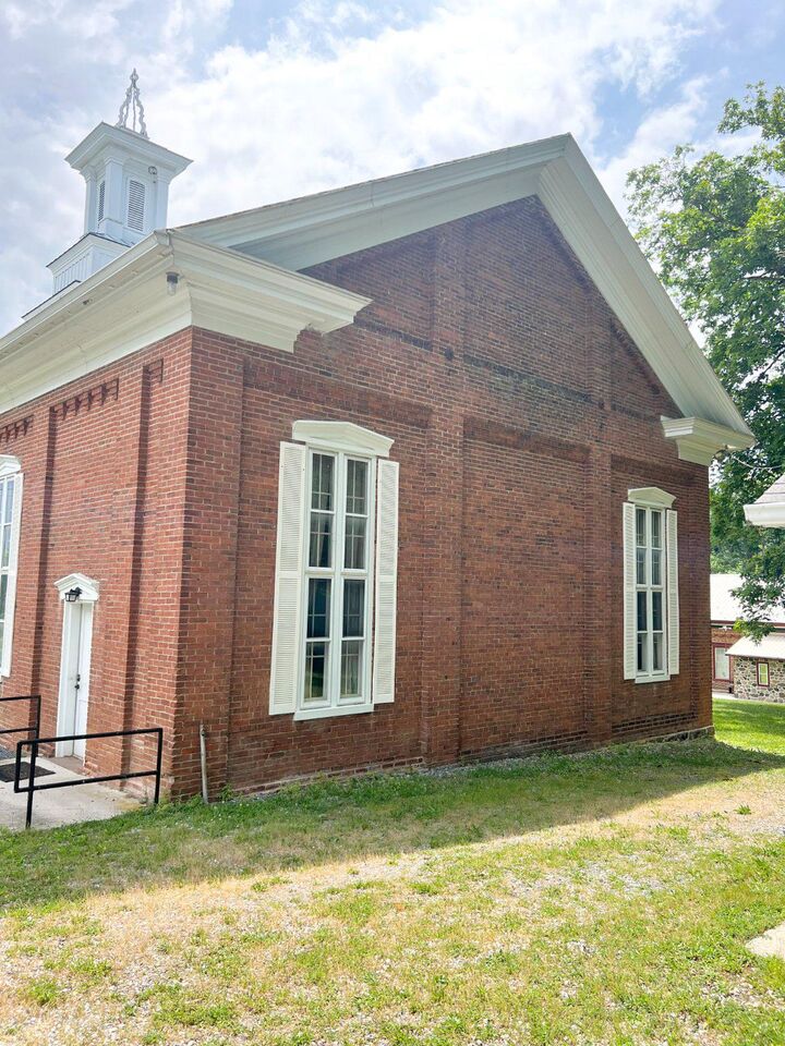 Property Photo:  265 Two Churches Road  PA 17316 