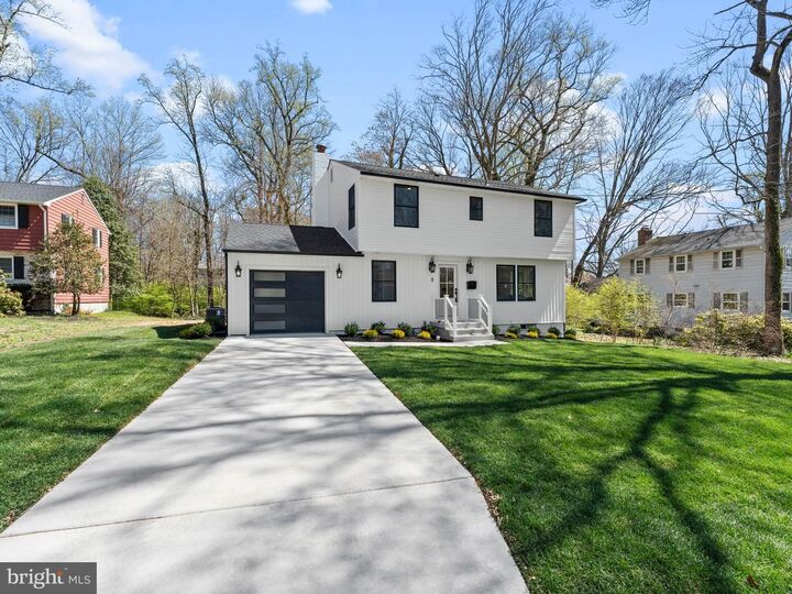 Property Photo:  3 Overbrook Circle  NJ 08057 