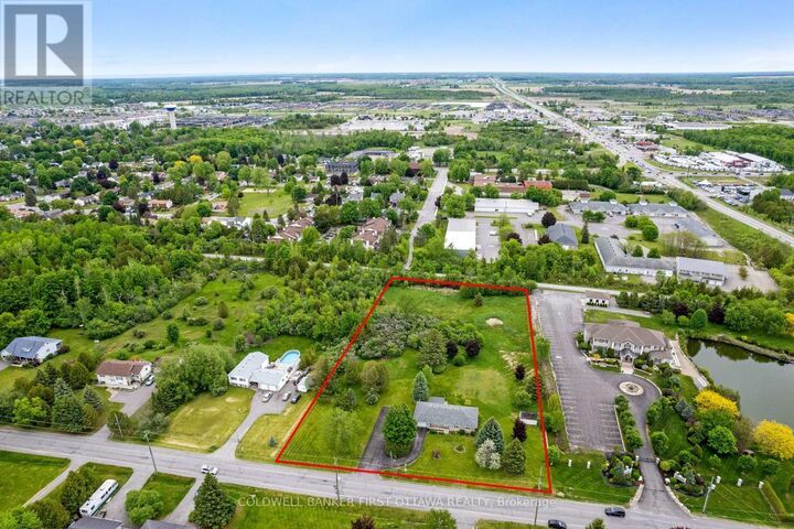Property Photo: 363 Napoleon Street ON K7C 3Y3